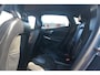 Volvo V40 1.6 D2 R-Design | Navigatie | Sportstoelen | PDC | Stand-kachel | Cruise | NL auto!! |