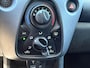 Toyota Aygo 1.0 VVT-i x-fun van 2de Eigenaar in 5 drs en bluetooth telefoon en airco en cruise controle