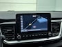 Kia Stonic 1.0 T-GDi MHEV DynamicPlusLine | Navigatie | Camera | Climate Control | Parkeer Sensoren |