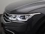Volkswagen Tiguan 1.5 TSI R-Line Business | Achteruitrijcamera | Trekhaak | Adaptive cruise control | Stoelverwarming | Navigatie | 19 inch licht metalen velgen | Panorama schuif-/kanteldak |