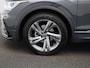 Volkswagen Tiguan 1.5 TSI R-Line Business | Achteruitrijcamera | Trekhaak | Adaptive cruise control | Stoelverwarming | Navigatie | 19 inch licht metalen velgen | Panorama schuif-/kanteldak |