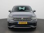 Volkswagen Tiguan 1.5 TSI R-Line Business | Achteruitrijcamera | Trekhaak | Adaptive cruise control | Stoelverwarming | Navigatie | 19 inch licht metalen velgen | Panorama schuif-/kanteldak |