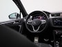Volkswagen Tiguan 1.5 TSI R-Line Business | Achteruitrijcamera | Trekhaak | Adaptive cruise control | Stoelverwarming | Navigatie | 19 inch licht metalen velgen | Panorama schuif-/kanteldak |