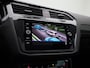 Volkswagen Tiguan 1.5 TSI R-Line Business | Achteruitrijcamera | Trekhaak | Adaptive cruise control | Stoelverwarming | Navigatie | 19 inch licht metalen velgen | Panorama schuif-/kanteldak |