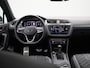 Volkswagen Tiguan 1.5 TSI R-Line Business | Achteruitrijcamera | Trekhaak | Adaptive cruise control | Stoelverwarming | Navigatie | 19 inch licht metalen velgen | Panorama schuif-/kanteldak |