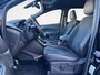 Ford Kuga 1.5 EcoBoost ST Line | Dealer onderhouden | Navigatie | Parkeersensoren voor + Achter | Achteruitrijcamera | Elektrisch inklapbare buitenspiegels | Verwarmde voorruit | Privacy glas |