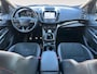 Ford Kuga 1.5 EcoBoost ST Line | Dealer onderhouden | Navigatie | Parkeersensoren voor + Achter | Achteruitrijcamera | Elektrisch inklapbare buitenspiegels | Verwarmde voorruit | Privacy glas |