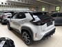 Toyota Yaris Cross 1.5 Hybrid GR Sport | Parkeersensoren Voor & Achter | Stoelverwarming | Draadloos laden |