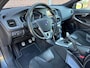 Volvo V40 1.6 T3 R-DESIGN POLESTAR | NL-AUTO | LEDER | NAVI!