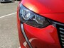 Peugeot 208 1.2 PureTech 100pk Allure Navigatie | 3D-cockpit | Afneembare trekhaak | Cruise & Climate control | Parkeersensoren | 4seasonsbanden | Bluetooth | LMV