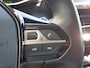 Peugeot 208 1.2 PureTech 100pk Allure Navigatie | 3D-cockpit | Afneembare trekhaak | Cruise & Climate control | Parkeersensoren | 4seasonsbanden | Bluetooth | LMV