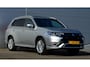 Mitsubishi Outlander PHEV 2.4 INSTYLE 4WD | PLUG IN HYBRID | V2G | FULL OPTIONS | SCHUIDAK | ADAPTIEF CRUISE | FABRIEKGARANTIE TOT 11-11-2029* | ALL IN RIJKLAARPRIJS