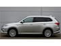 Mitsubishi Outlander 2.4 PHEV Instyle | PLUG IN HYBRID | V2G | FULL OPTIONS | SCHUIFDAK | ADAPTIEF CRUISE | FABRIEKGARANTIE TOT 10-08-2028* | ALL IN RIJKLAARPRIJS
