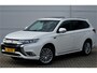 Mitsubishi Outlander PHEV 2.4 INSTYLE 4WD | PLUG IN HYBRID | V2G | FULL OPTIONS | SCHUIFDAK | ADAPTIEF CRUISE | FABRIEKSGARANTIE TOT 21-04-2029* | ALL IN RIJKLAARPRIJS