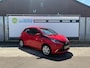 Toyota Aygo 1.0 VVT-i x-play|airco|parkeercamera|centrale vergrendeling|elektr. ramen|stuurwielbediening|