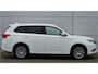 Mitsubishi Outlander PHEV 2.4 INSTYLE 4WD | PLUG IN HYBRID | V2G | FULL OPTIONS | SCHUIFDAK | ADAPTIEF CRUISE | TREKHAAK 1500KG | ALL SEASON BANDEN | ALL IN RIJKLAARPRIJS