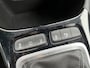 Opel Crossland 1.2 110pk Start/Stop Elegance | Camera Achter | Sensoren Voor en Achter | DAB |