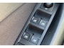 Skoda Scala 1.0 TSI Sport Business / Nederlandse Auto / Eerste Eigenaar / Apple Car Play / Cruise Control / Climate Control / Afneembare trekhaak / Panoramadak / Parkeercamera achter / Parkeersensoren voor en achter / 18 inch Licht metalen velgen