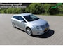 Toyota Avensis 1.8 VVTi Business navigatie climate&cruise control trekhaak regen en lichtsensor goed onderhouden
