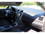 Toyota Avensis 1.8 VVTi Business navigatie climate&cruise control trekhaak regen en lichtsensor goed onderhouden