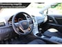 Toyota Avensis 1.8 VVTi Business navigatie climate&cruise control trekhaak regen en lichtsensor goed onderhouden