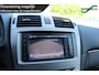 Toyota Avensis 1.8 VVTi Business navigatie climate&cruise control trekhaak regen en lichtsensor goed onderhouden