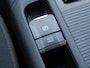 Hyundai i30 Wagon 1.5 T-GDi MHEV Premium / Trekhaak Afneembaar (1400 KG) / Lederen Bekleding / Stoelverwarming & Ventilatie / Keyless Entry & Start / Navigatie + Apple Carplay/Android Auto /
