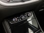 Opel Grandland X 1.2 Turbo Innovation (APPLE CARPLAY, GROOT NAVI, CLIMATE, CAMERA, LEDER, SPORTSTOELEN, GETINT GLAS, PARKEERSENSOREN, CRUISE, DAB+, NIEUWE APK, NIEUWSTAAT)
