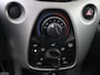 Toyota Aygo 1.0 VVT-i x-play I Airco I 5 Deurs I Zuinig I Camera I Centrale vergrendeling met afstandsbediening I 2e Eigenaar I Volledig Dealer Onderhouden I