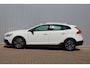 Volvo V40 Cross Country T3 Automaat Edition+ | Full map navigatie | Stoelverwarming | Trekhaak | Full LED verlichting | Parkeersensoren achter | Cruise Control | Bluetooth telefonie + audio