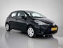Toyota Yaris 1.5 VVT-i Aspiration | 111 PK | Navigatie | Camera | Trekhaak | Dealer Onderhouden |