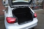 Mercedes-Benz A-klasse 180 Business Solution AMG