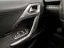 Peugeot 2008 1.2 PureTech Sport (NAVIGATIE, CRUISE, PARKEERSENSOREN, TREKHAAK, SPORTSTOELEN, ELEK PAKKET, XENON, NIEUWSTAAT)