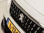 Peugeot 2008 1.2 PureTech Sport (NAVIGATIE, CRUISE, PARKEERSENSOREN, TREKHAAK, SPORTSTOELEN, ELEK PAKKET, XENON, NIEUWSTAAT)