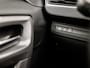 Peugeot 2008 1.2 PureTech Sport (NAVIGATIE, CRUISE, PARKEERSENSOREN, TREKHAAK, SPORTSTOELEN, ELEK PAKKET, XENON, NIEUWSTAAT)