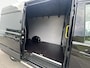 Volkswagen Crafter 2.0 TDI 140pk L3H3 Comfortline | Navigatie | Camera | Trekhaak | Sidebars | Betimmering