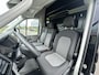 Volkswagen Crafter 2.0 TDI 140pk L3H3 Comfortline | Navigatie | Camera | Trekhaak | Sidebars | Betimmering
