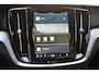 Volvo V60 T6 350PK Automaat AWD Ultra Dark / Adaptieve Cruisecontrol / Parkeersensoren / Stoelverwarming / Stuurverwarming / 360 Camera / Elektrische Stoelen /
