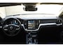 Volvo V60 T6 350PK Automaat AWD Ultra Dark / Adaptieve Cruisecontrol / Parkeersensoren / Stoelverwarming / Stuurverwarming / 360 Camera / Elektrische Stoelen /