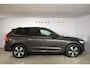 Volvo XC60 T6 350PK Automaat AWD Plus Dark / Adaptive Cruise control / Stoelverwarming v+a / Stuurverwarming / Elektr. achterklep  / Panoramadak / Harman Kardon /