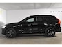 Volvo XC60 T6 350PK AWD Plus Black Edition / Adaptieve cruise control / Harman Kardon / BLIS / Panoramadak / Apple carplay / Parkeersensoren met 360 camera / Elektrische achterklep / Elektrische stoelen met geheugen / Stoel en stuurwielverwarming / 21” velgen / Trekhaak /