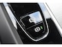Volvo XC60 T6 350PK AWD Plus Black Edition / Adaptieve cruise control / Harman Kardon / BLIS / Panoramadak / Apple carplay / Parkeersensoren met 360 camera / Elektrische achterklep / Elektrische stoelen met geheugen / Stoel en stuurwielverwarming / 21” velgen / Trekhaak /