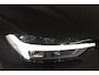 Volvo XC60 T6 350PK AWD Plus Black Edition / Adaptieve cruise control / Harman Kardon / BLIS / Panoramadak / Apple carplay / Parkeersensoren met 360 camera / Elektrische achterklep / Elektrische stoelen met geheugen / Stoel en stuurwielverwarming / 21” velgen / Trekhaak /