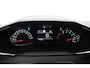 Peugeot 208 1.2T Automaat Allure | Navigatie | Climate Control | Parkeersensoren | Lichtmetalen velgen | Privacy Glass | Achteruitrijcamera