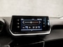 Peugeot 2008 1.2 PureTech Sport (APPLE CARPLAY, LANE ASSIST, SPORTSTOELEN, PARKEERSENSOREN, CRUISE, DAB+, NIEUWE APK, NIEUWSTAAT)