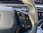 Peugeot E-3008 Allure Avantage 73 kWh | Leder | Stoel en stuurverwarming | Adaptieve cruise control | Navigatie | Warmtepomp