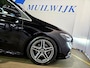 Mercedes-Benz B-klasse 180 Business Solution AMG / Widescreen / NL Auto