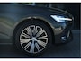 Volvo V60 B3 Inscription | Adaptive Cruise | Camera | Lighting-Pack | Verwarmbare Voorruit | Trekhaak | BLIS