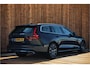 Volvo V60 B3 Inscription | Adaptive Cruise | Camera | Lighting-Pack | Verwarmbare Voorruit | Trekhaak | BLIS