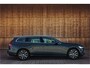 Volvo V60 B3 Inscription | Adaptive Cruise | Camera | Lighting-Pack | Verwarmbare Voorruit | Trekhaak | BLIS